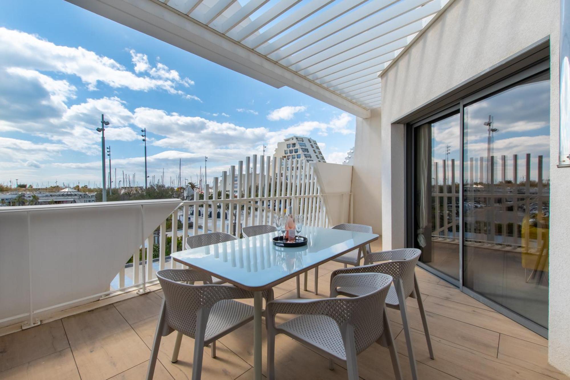 Luxury Mind Vue Exceptionnelle Pied Dans L'Eau Parkings Prives 2 Places Climatisation Hyper Centre Logement D'Exception La Grande Motte Exteriér fotografie